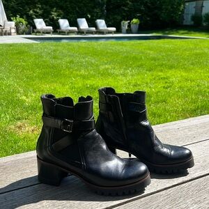 275 Central Black Boots